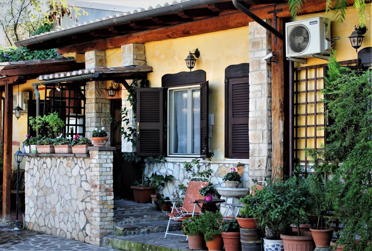I Gerani Rossi Hotel Rome Exterior photo